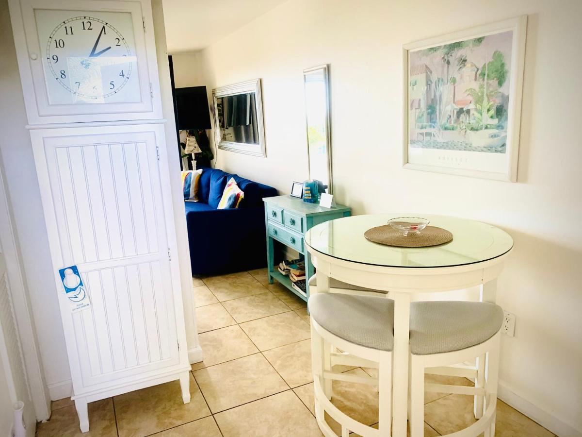 The Beach On Longboat Key - Studio 103 Bagian luar foto